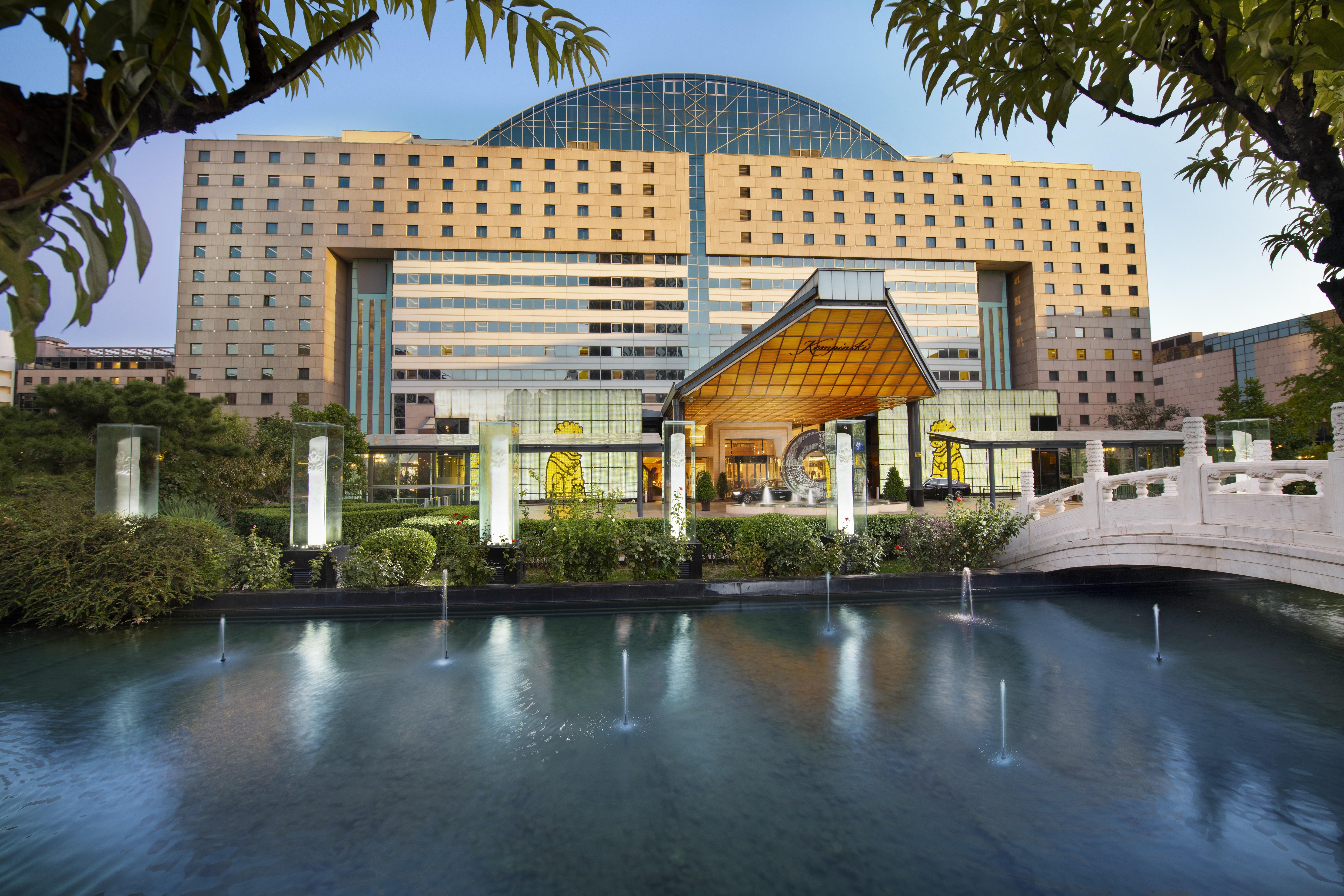 Kempinski Hotel Beijing Yansha Center Εξωτερικό φωτογραφία